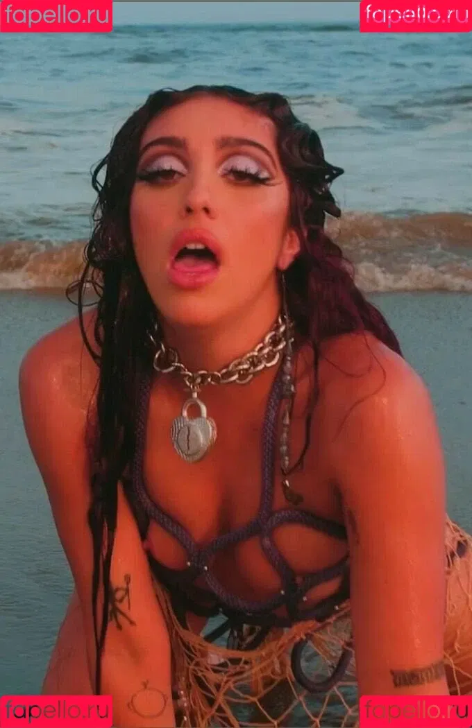 Lourdes Leon / lourdesleon Onlyfans Photo Gallery 