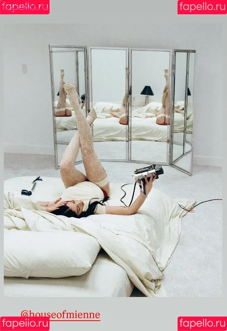 Lourdes Leon / lourdesleon Onlyfans Photo Gallery 