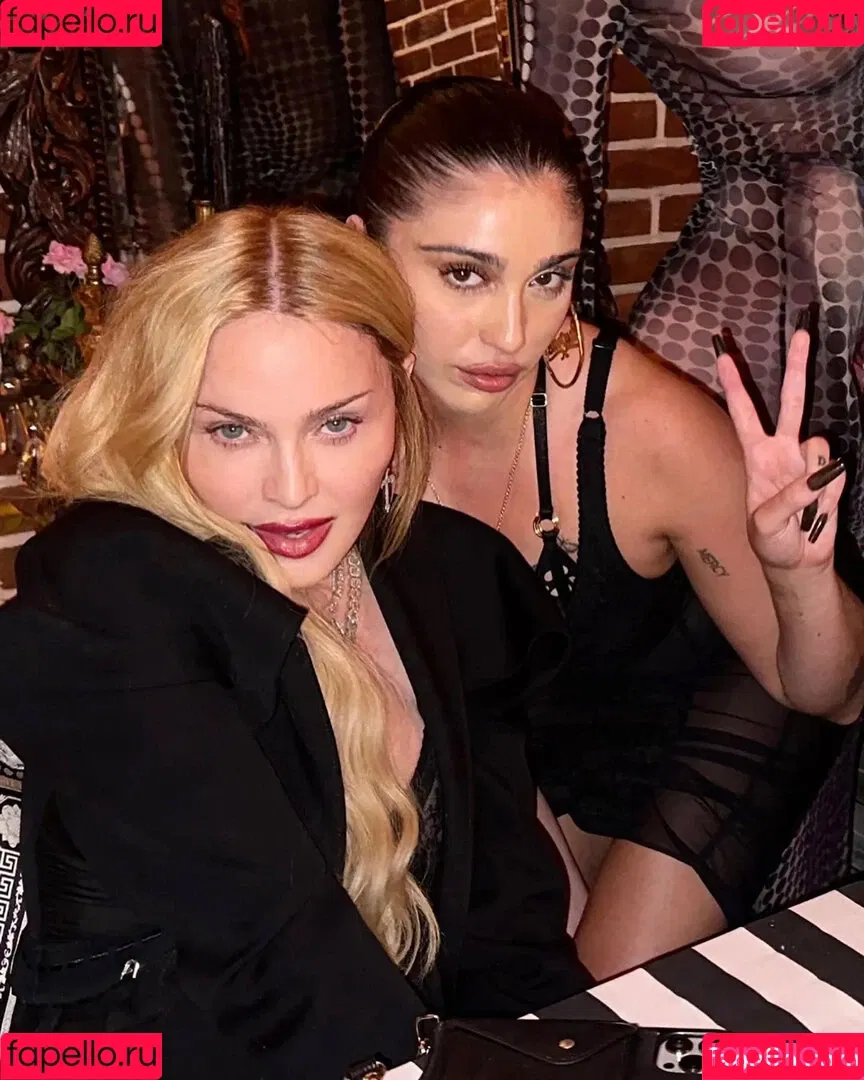 Lourdes Leon / lourdesleon Onlyfans Photo Gallery 