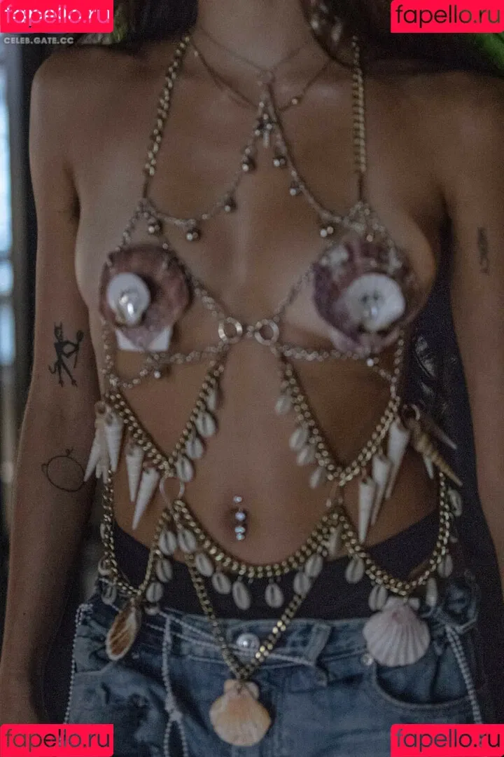Lourdes Leon / lourdesleon Onlyfans Photo Gallery 
