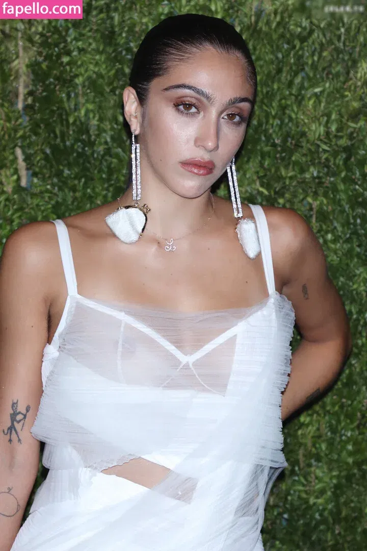 Lourdes Leon / lourdesleon Onlyfans Photo Gallery 