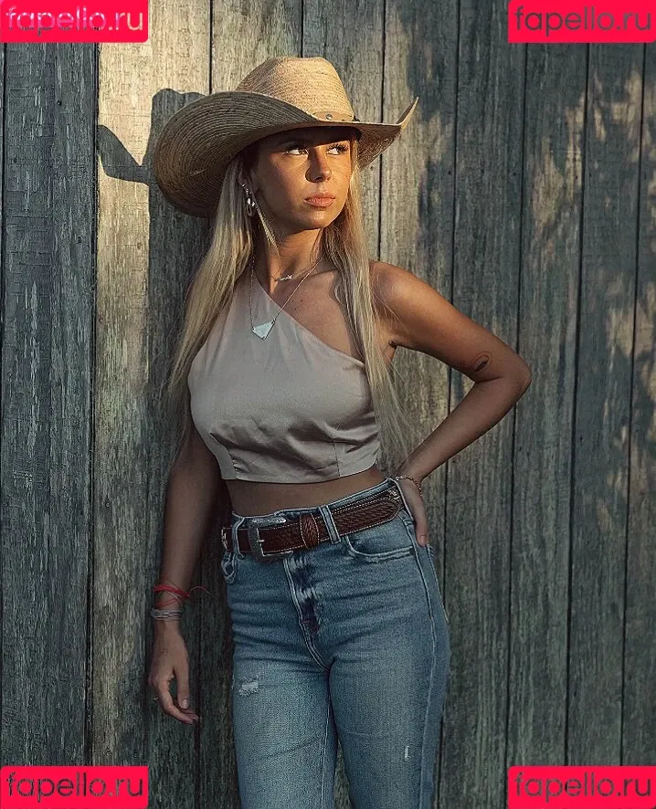 Haliey Welch / hay_welch Onlyfans Photo Gallery 