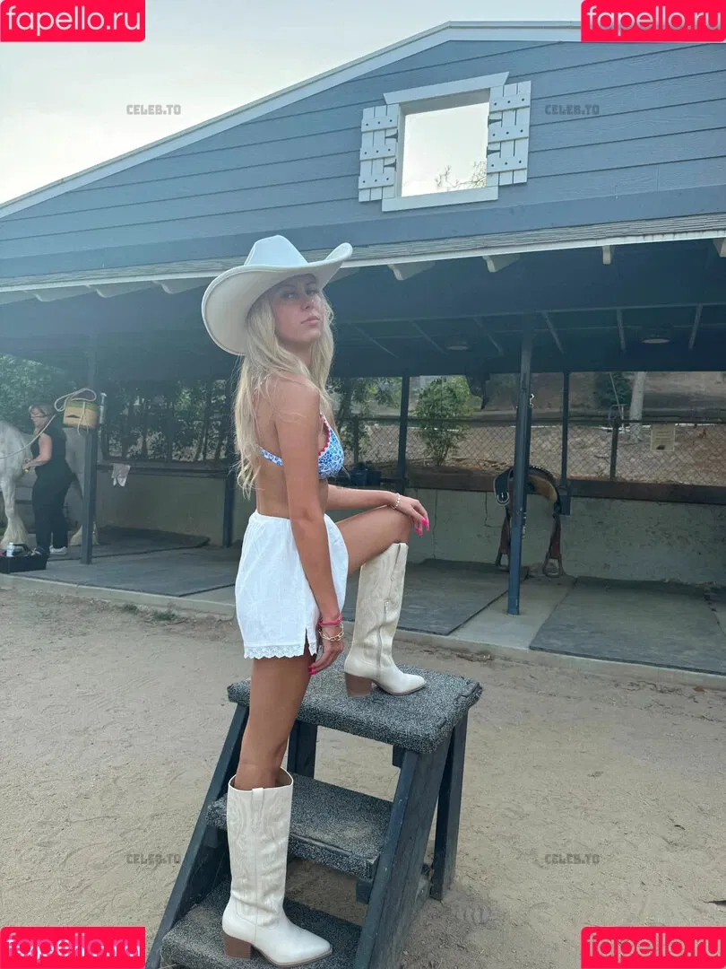 Haliey Welch / hay_welch Onlyfans Photo Gallery 