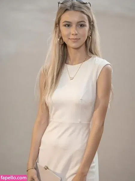 Haliey Welch / hay_welch Onlyfans Photo Gallery 