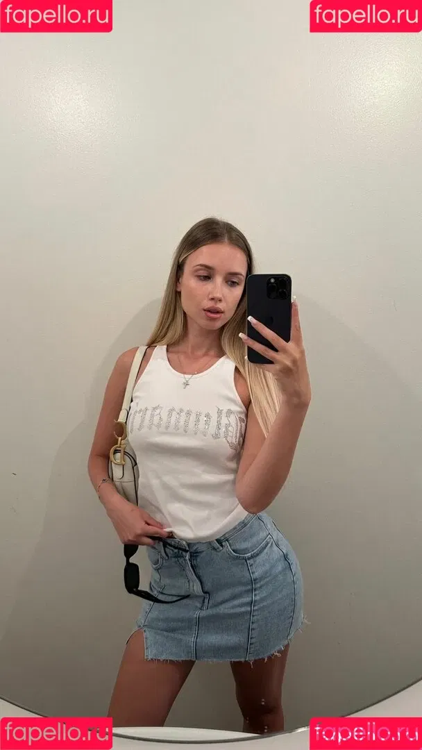 Polina Malinovskaya / polinamalinovskaya Onlyfans Photo Gallery 