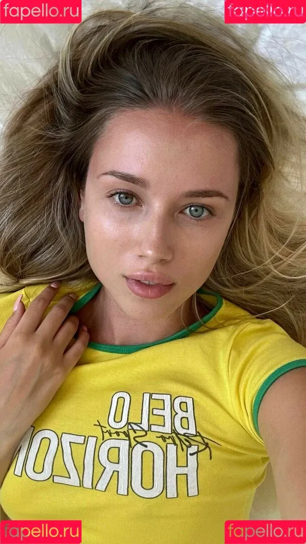 Polina Malinovskaya / polinamalinovskaya Onlyfans Photo Gallery 