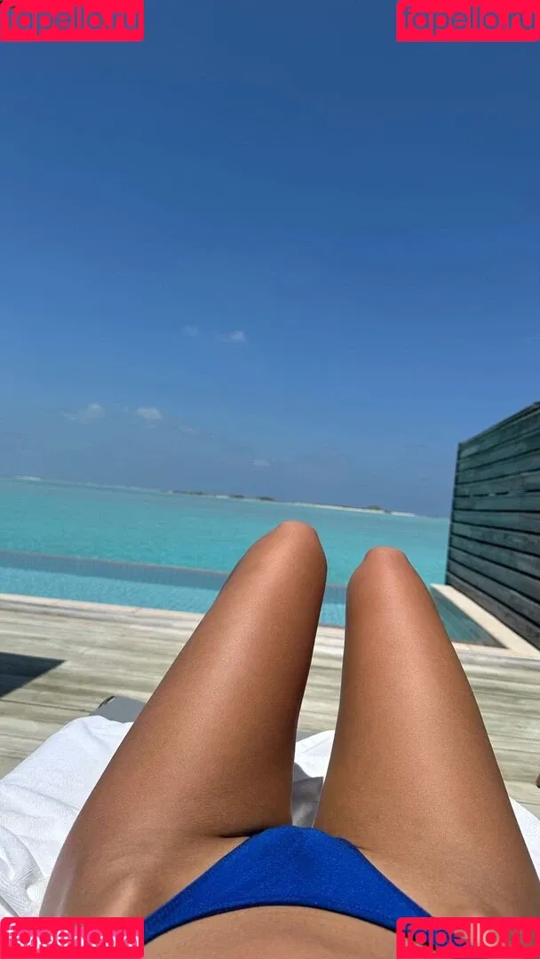 Polina Malinovskaya / polinamalinovskaya Onlyfans Photo Gallery 