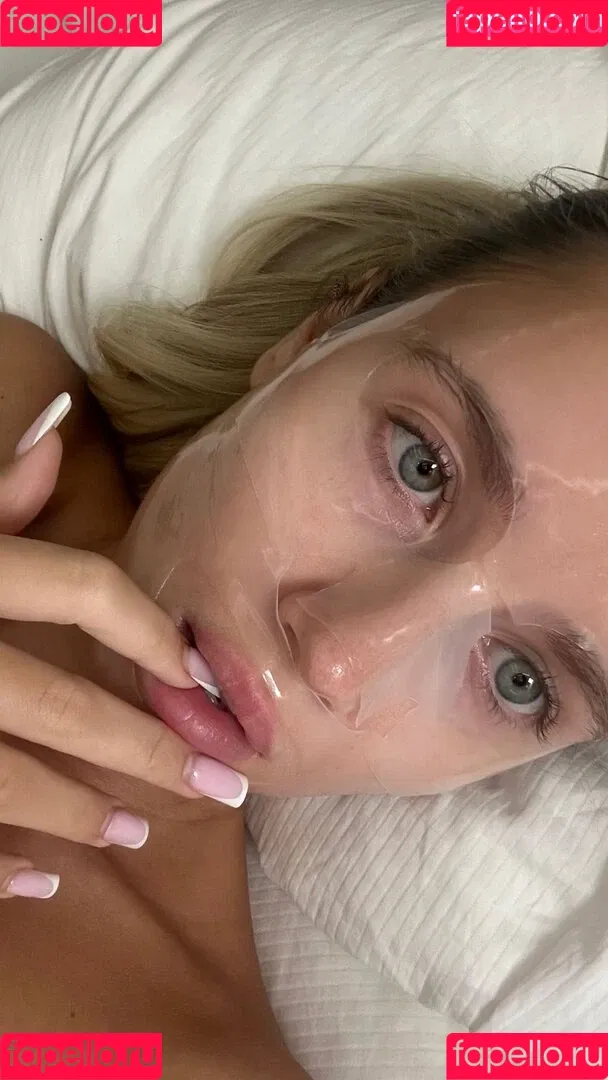 Polina Malinovskaya / polinamalinovskaya Onlyfans Photo Gallery 