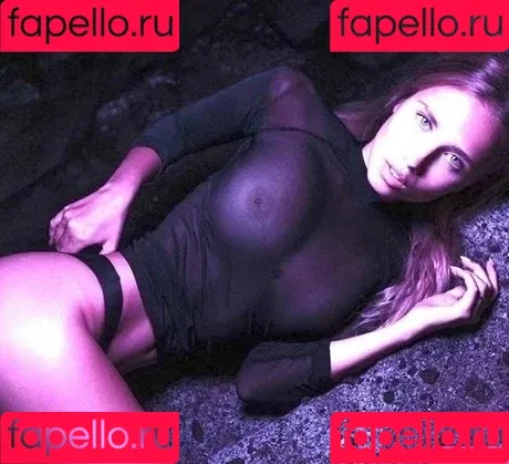Polina Malinovskaya / polinamalinovskaya Onlyfans Photo Gallery 