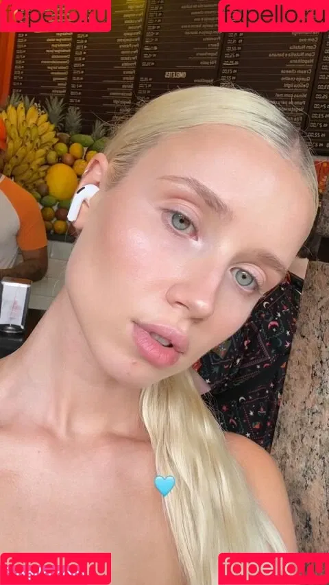 Polina Malinovskaya / polinamalinovskaya Onlyfans Photo Gallery 