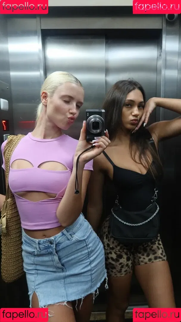 Polina Malinovskaya / polinamalinovskaya Onlyfans Photo Gallery 