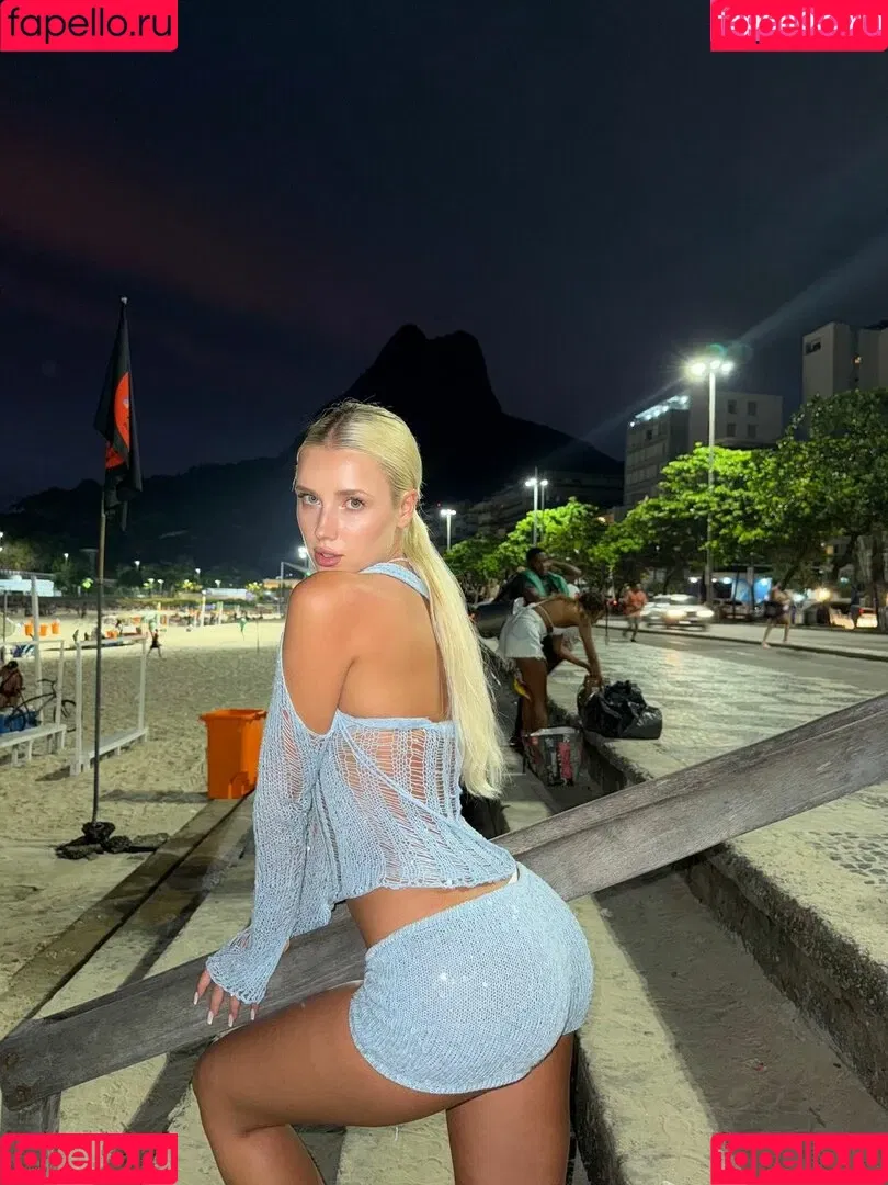 Polina Malinovskaya / polinamalinovskaya Onlyfans Photo Gallery 