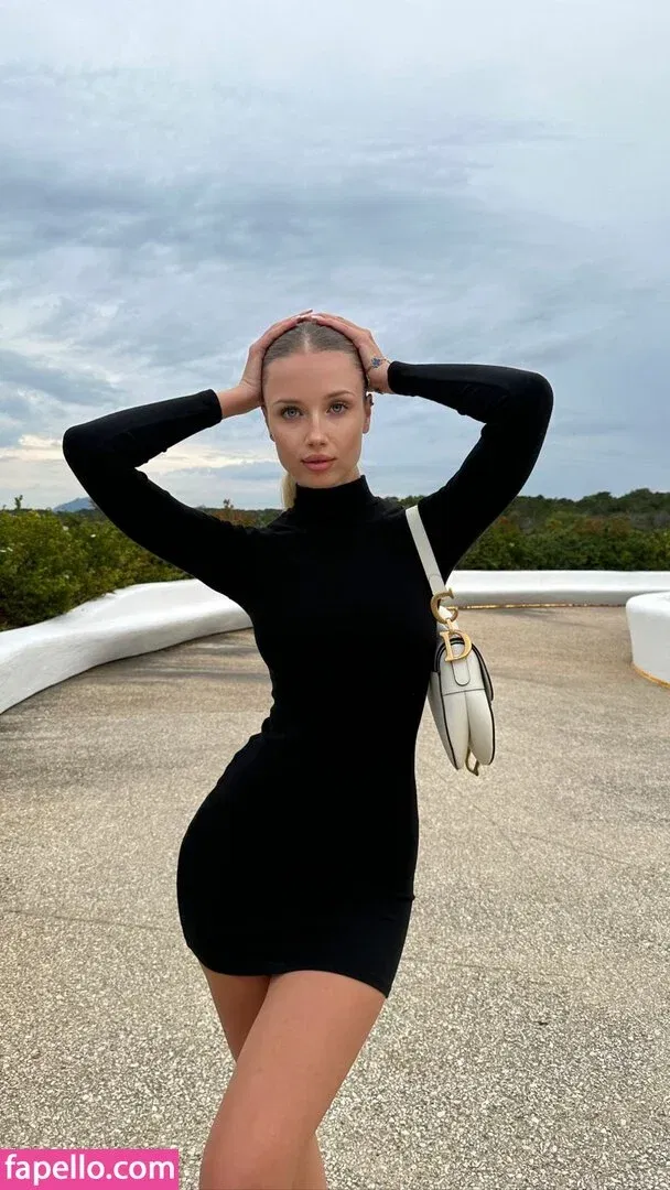 Polina Malinovskaya / polinamalinovskaya Onlyfans Photo Gallery 