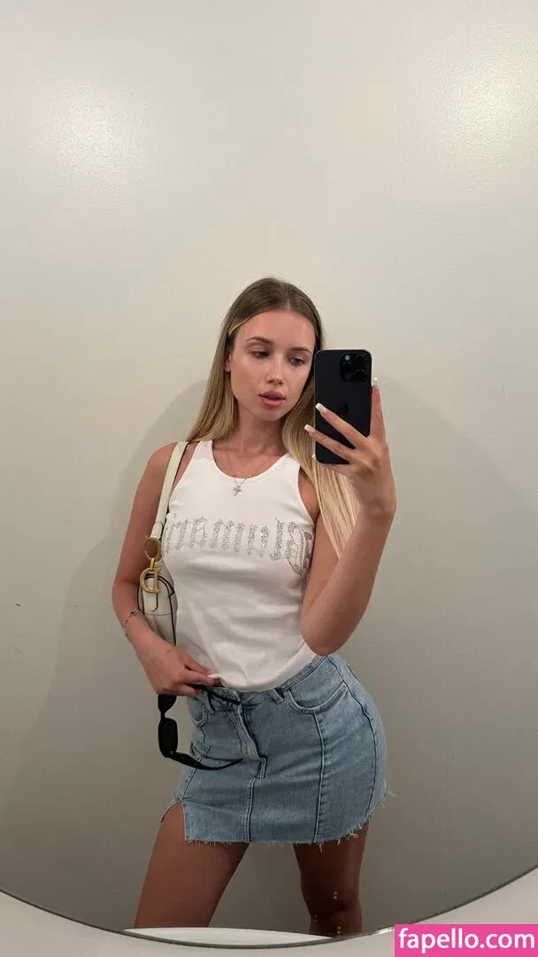 Polina Malinovskaya / polinamalinovskaya Onlyfans Photo Gallery 