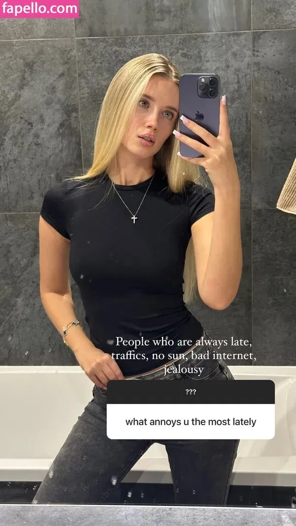 Polina Malinovskaya / polinamalinovskaya Onlyfans Photo Gallery 