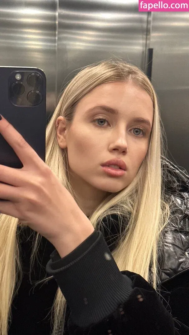 Polina Malinovskaya / polinamalinovskaya Onlyfans Photo Gallery 