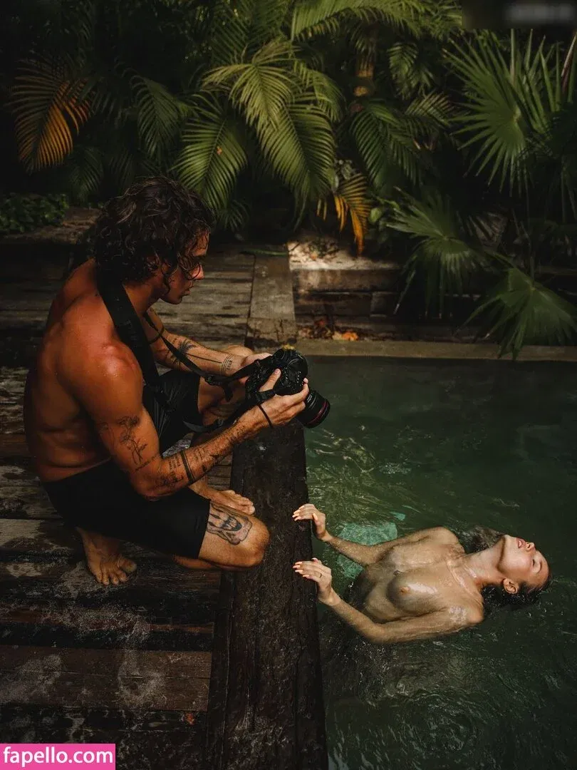 Polina Malinovskaya / polinamalinovskaya Onlyfans Photo Gallery 