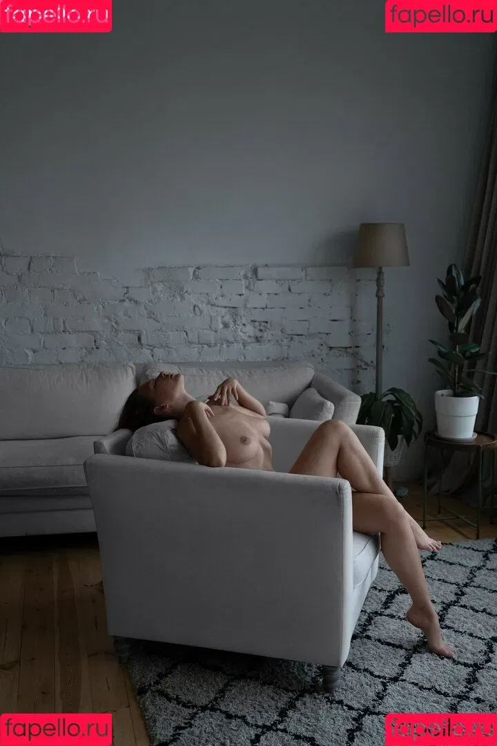 Olga Kobzar / bugs_bunny_gf Onlyfans Photo Gallery 
