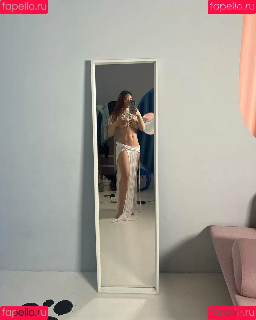 Olga Kobzar / bugs_bunny_gf Onlyfans Photo Gallery 