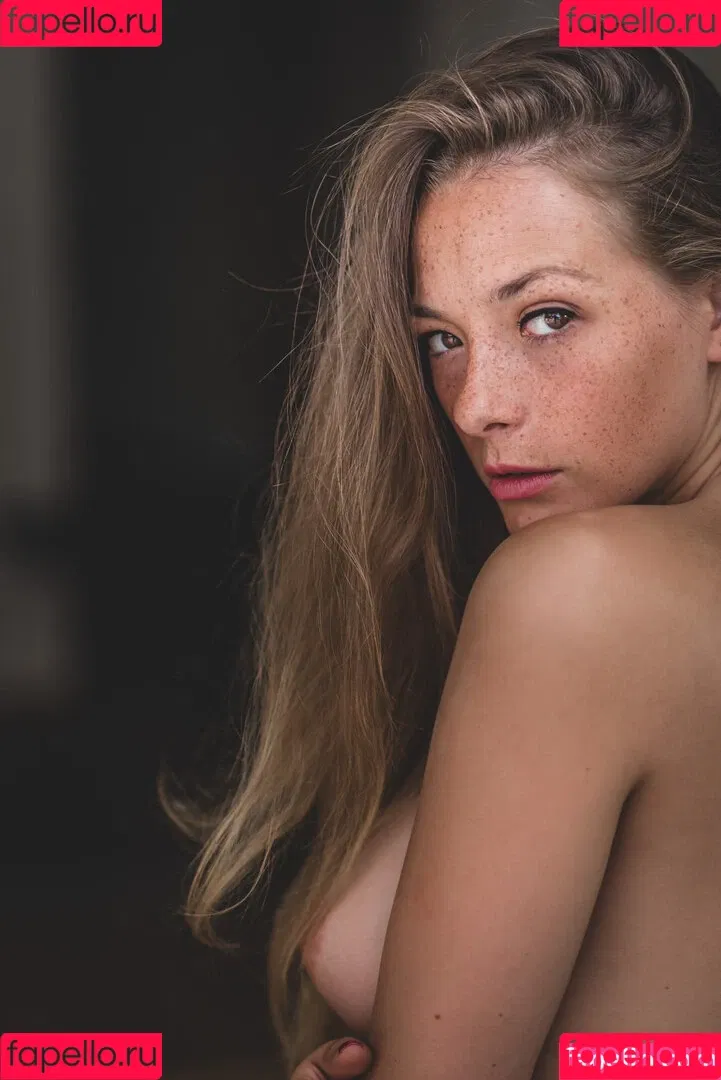 Olga Kobzar / bugs_bunny_gf Onlyfans Photo Gallery 
