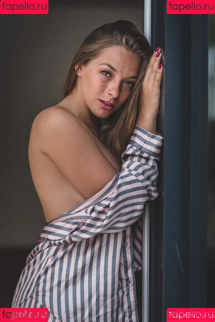 Olga Kobzar / bugs_bunny_gf Onlyfans Photo Gallery 