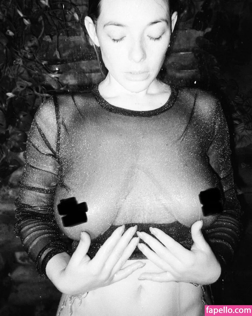 Olga Kobzar / bugs_bunny_gf Onlyfans Photo Gallery 