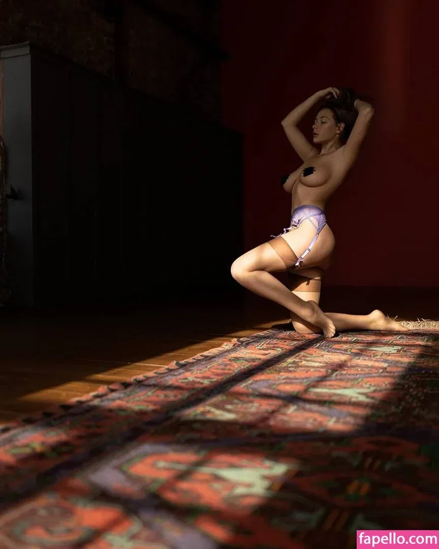 Olga Kobzar / bugs_bunny_gf Onlyfans Photo Gallery 