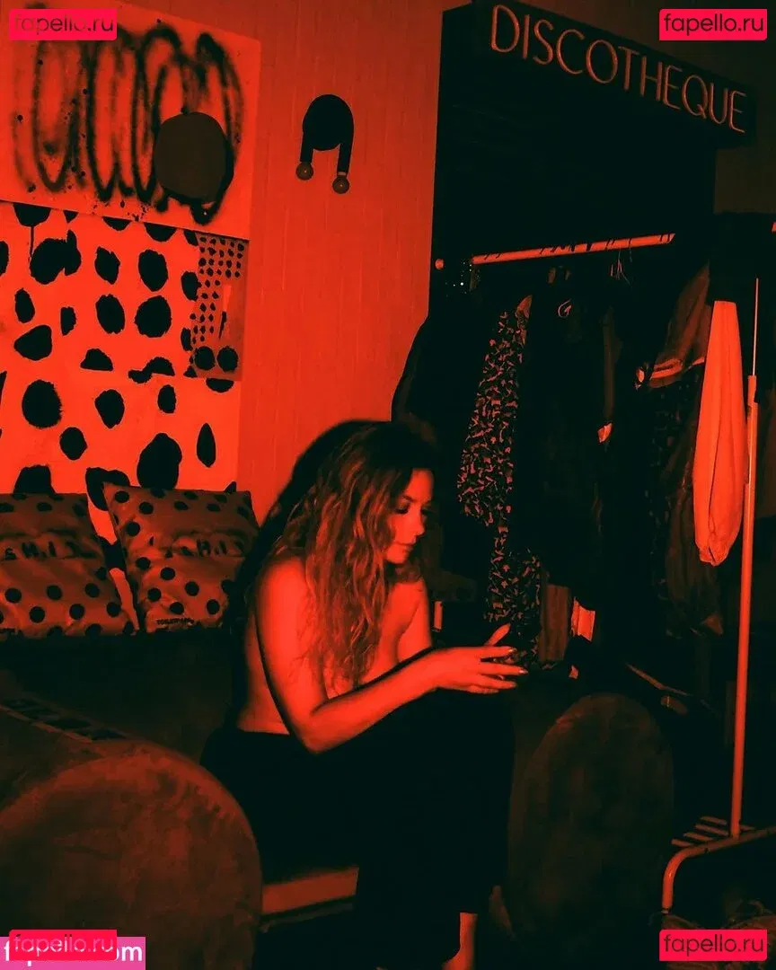 Olga Kobzar / bugs_bunny_gf Onlyfans Photo Gallery 