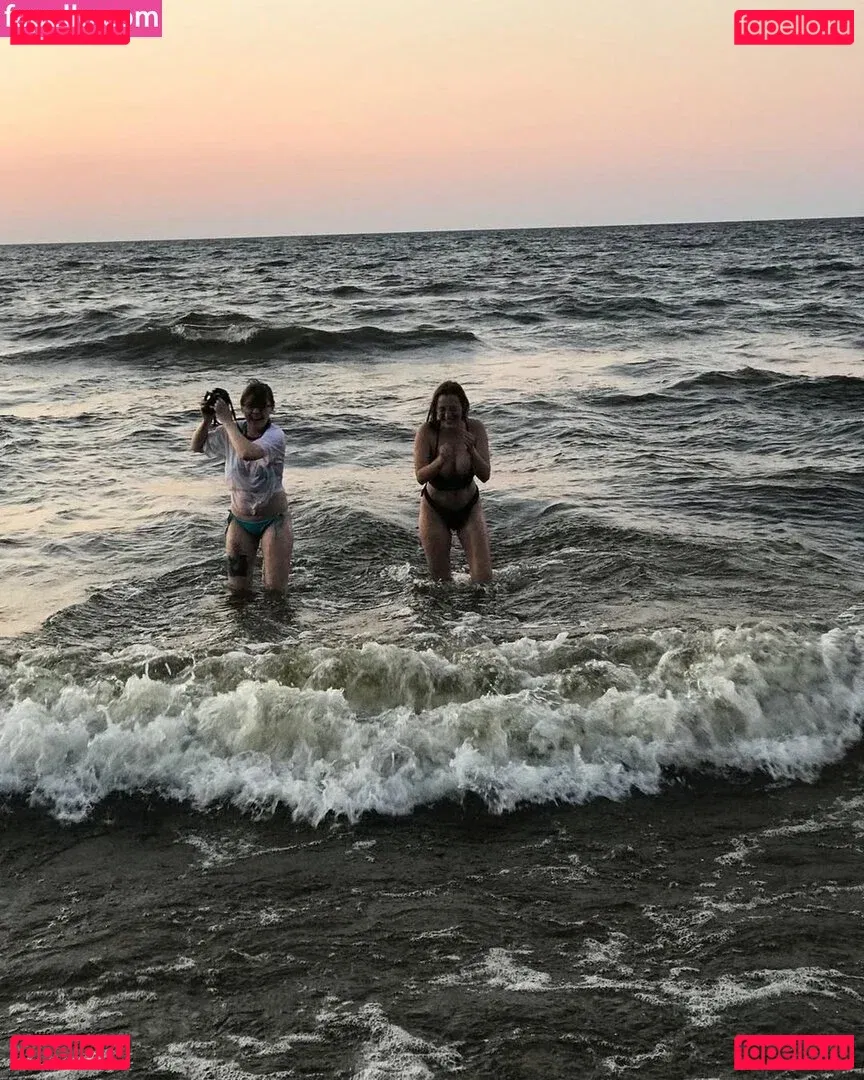 Olga Kobzar / bugs_bunny_gf Onlyfans Photo Gallery 