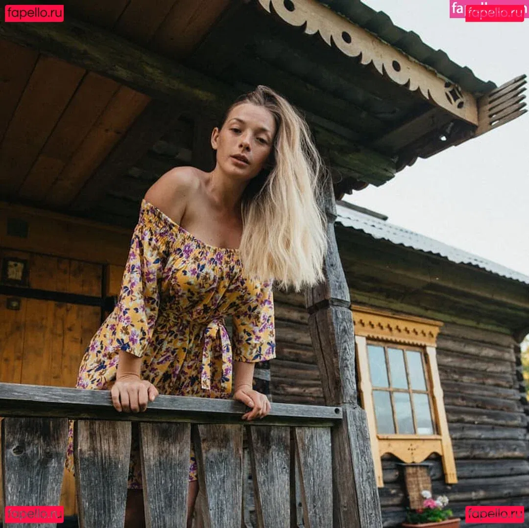 Olga Kobzar / bugs_bunny_gf Onlyfans Photo Gallery 