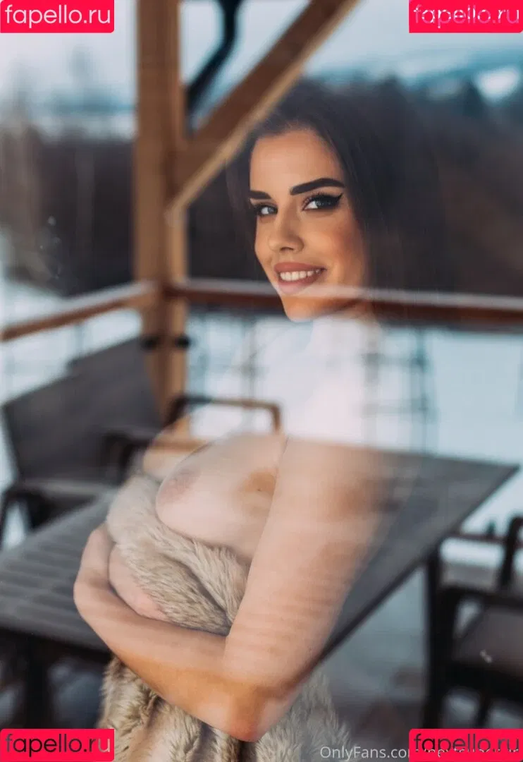 Nextsupergirl Onlyfans Photo Gallery 