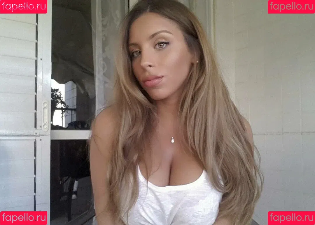 Tami Bar / https: / tami__bar / tamiibabie Onlyfans Photo Gallery 