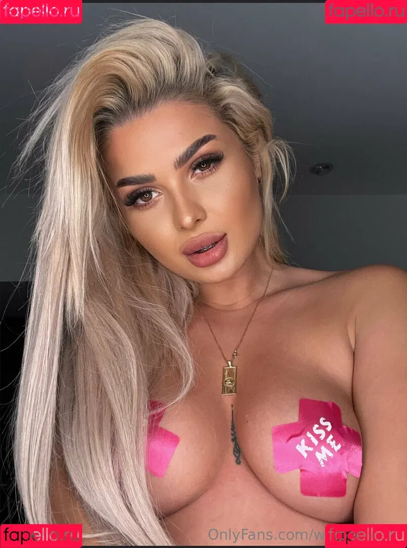 whipecream / whippedcream Onlyfans Photo Gallery 
