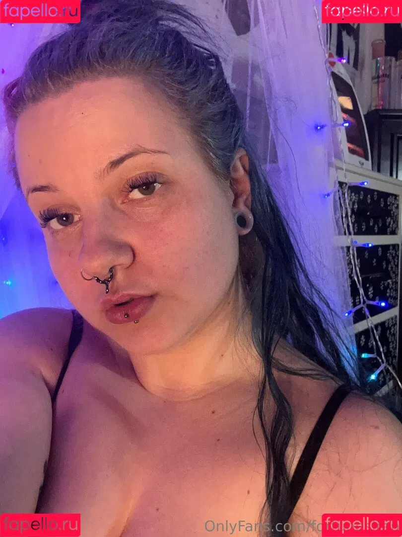 fortunesiren Onlyfans Photo Gallery 