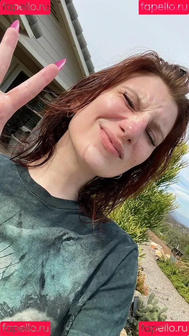 Marinadove / marina.dove / marinaserafina_ Onlyfans Photo Gallery 