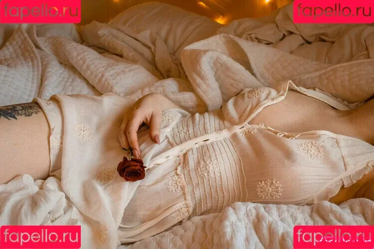 Marinadove / marina.dove / marinaserafina_ Onlyfans Photo Gallery 