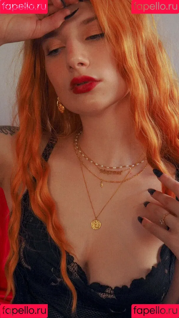 Marinadove / marina.dove / marinaserafina_ Onlyfans Photo Gallery 
