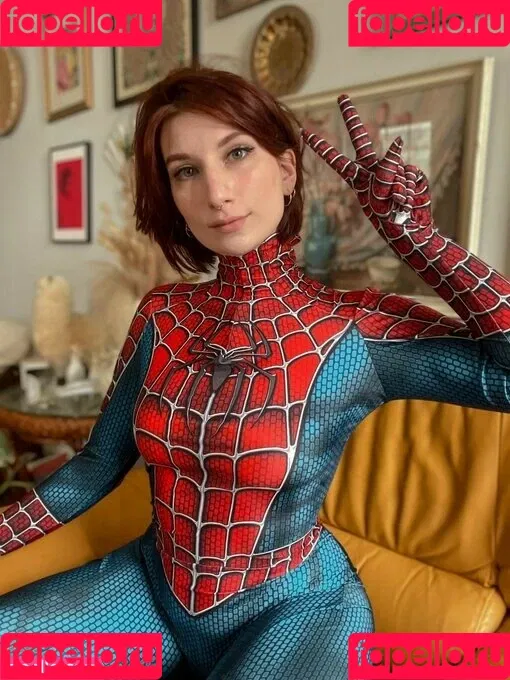 Marinadove / marina.dove / marinaserafina_ Onlyfans Photo Gallery 