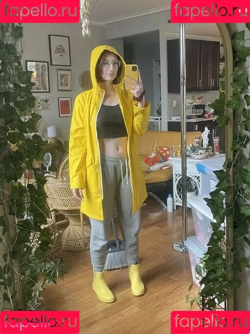 Marinadove / marina.dove / marinaserafina_ Onlyfans Photo Gallery 