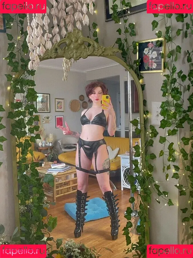 Marinadove / marina.dove / marinaserafina_ Onlyfans Photo Gallery 