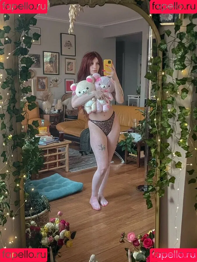 Marinadove / marina.dove / marinaserafina_ Onlyfans Photo Gallery 