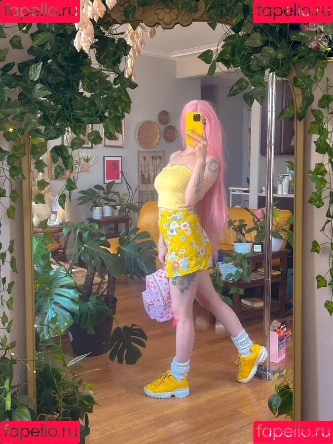 Marinadove / marina.dove / marinaserafina_ Onlyfans Photo Gallery 