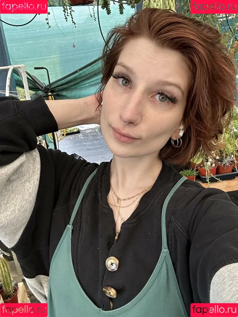 Marinadove / marina.dove / marinaserafina_ Onlyfans Photo Gallery 