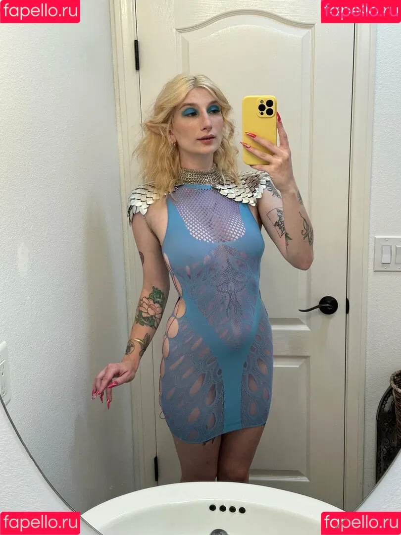 Marinadove / marina.dove / marinaserafina_ Onlyfans Photo Gallery 