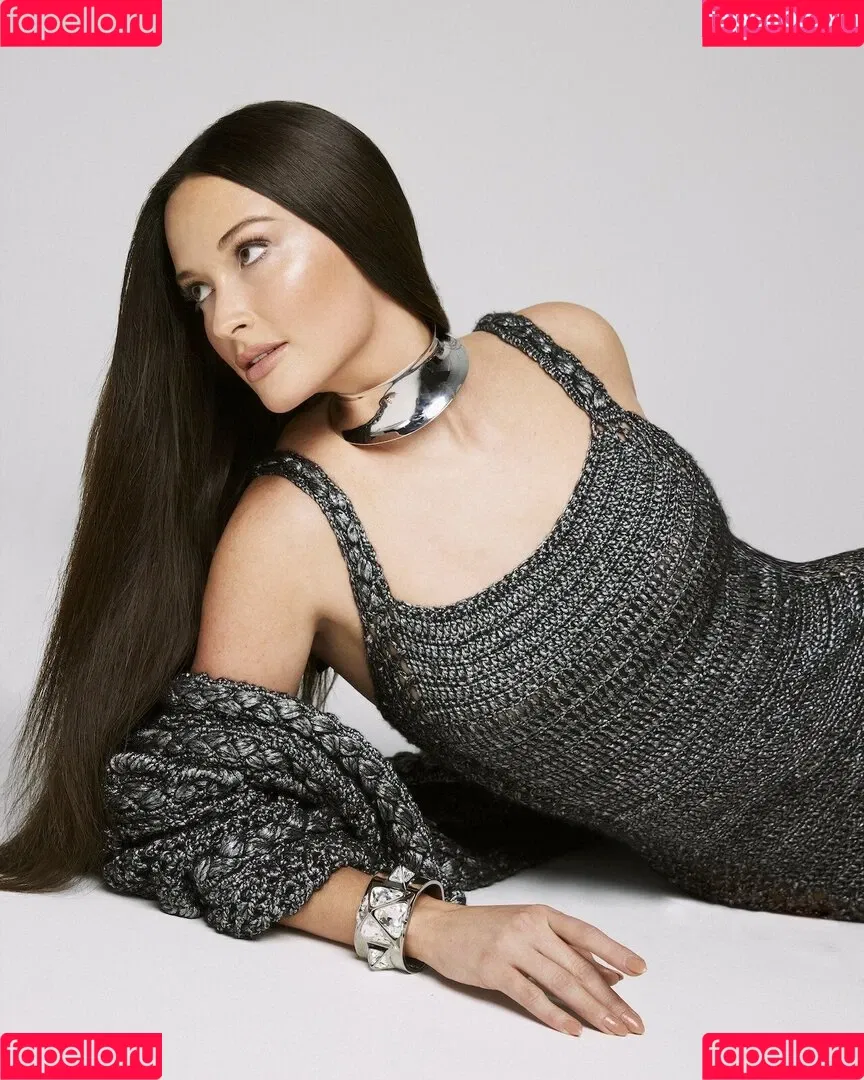 Kacey Musgraves / heavenlyyhazel / spaceykacey Onlyfans Photo Gallery 