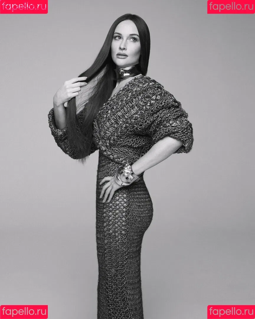Kacey Musgraves / heavenlyyhazel / spaceykacey Onlyfans Photo Gallery 