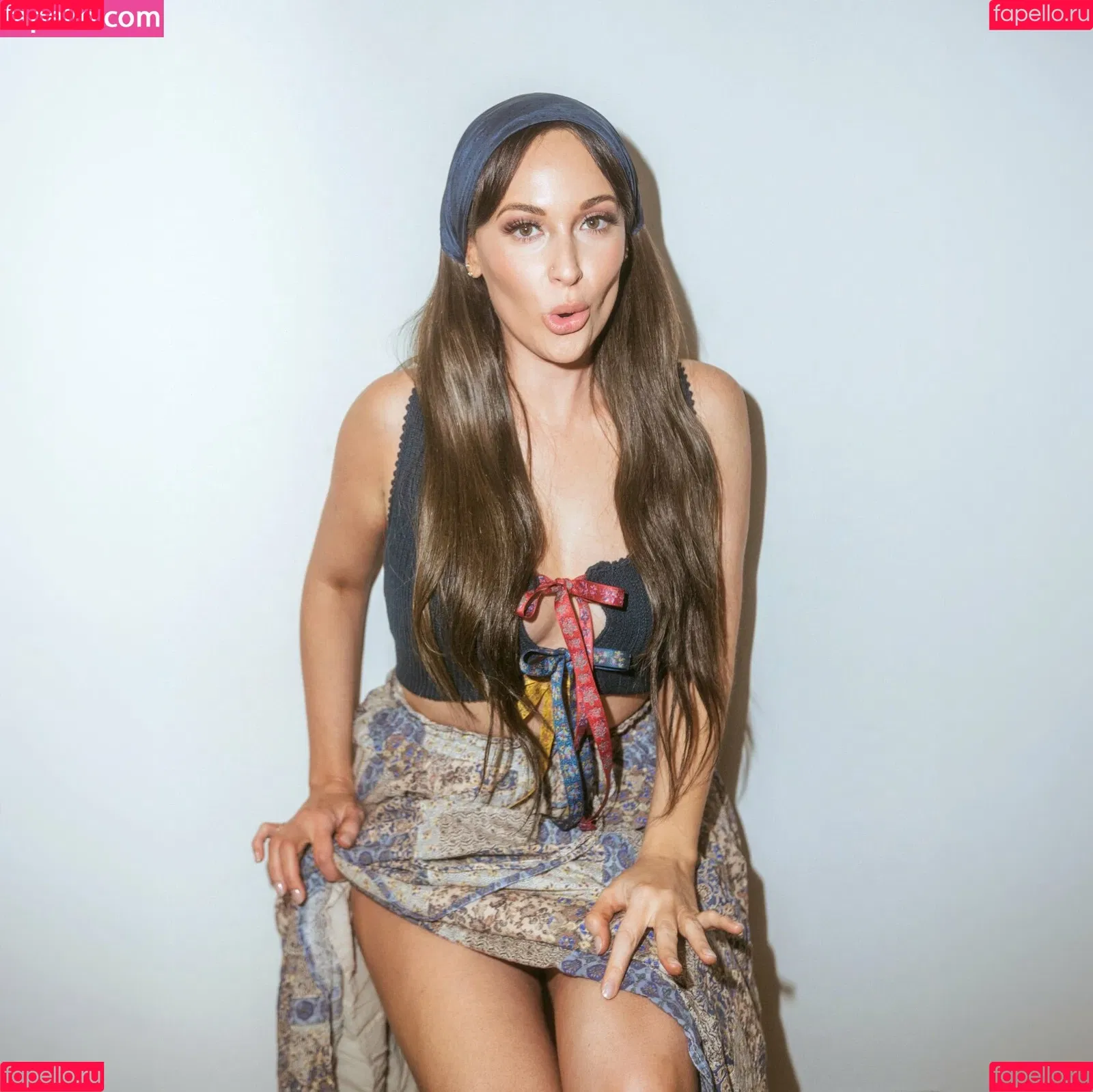 Kacey Musgraves / heavenlyyhazel / spaceykacey Onlyfans Photo Gallery 