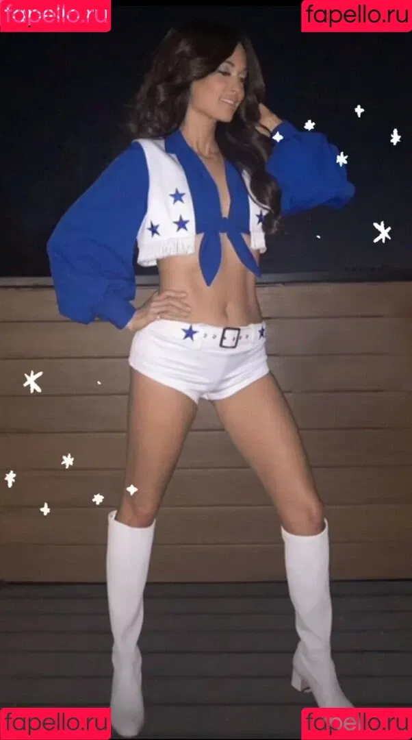 Kacey Musgraves / heavenlyyhazel / spaceykacey Onlyfans Photo Gallery 