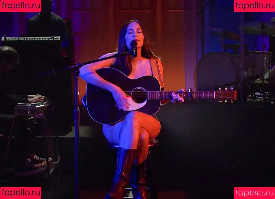Kacey Musgraves / heavenlyyhazel / spaceykacey Onlyfans Photo Gallery 