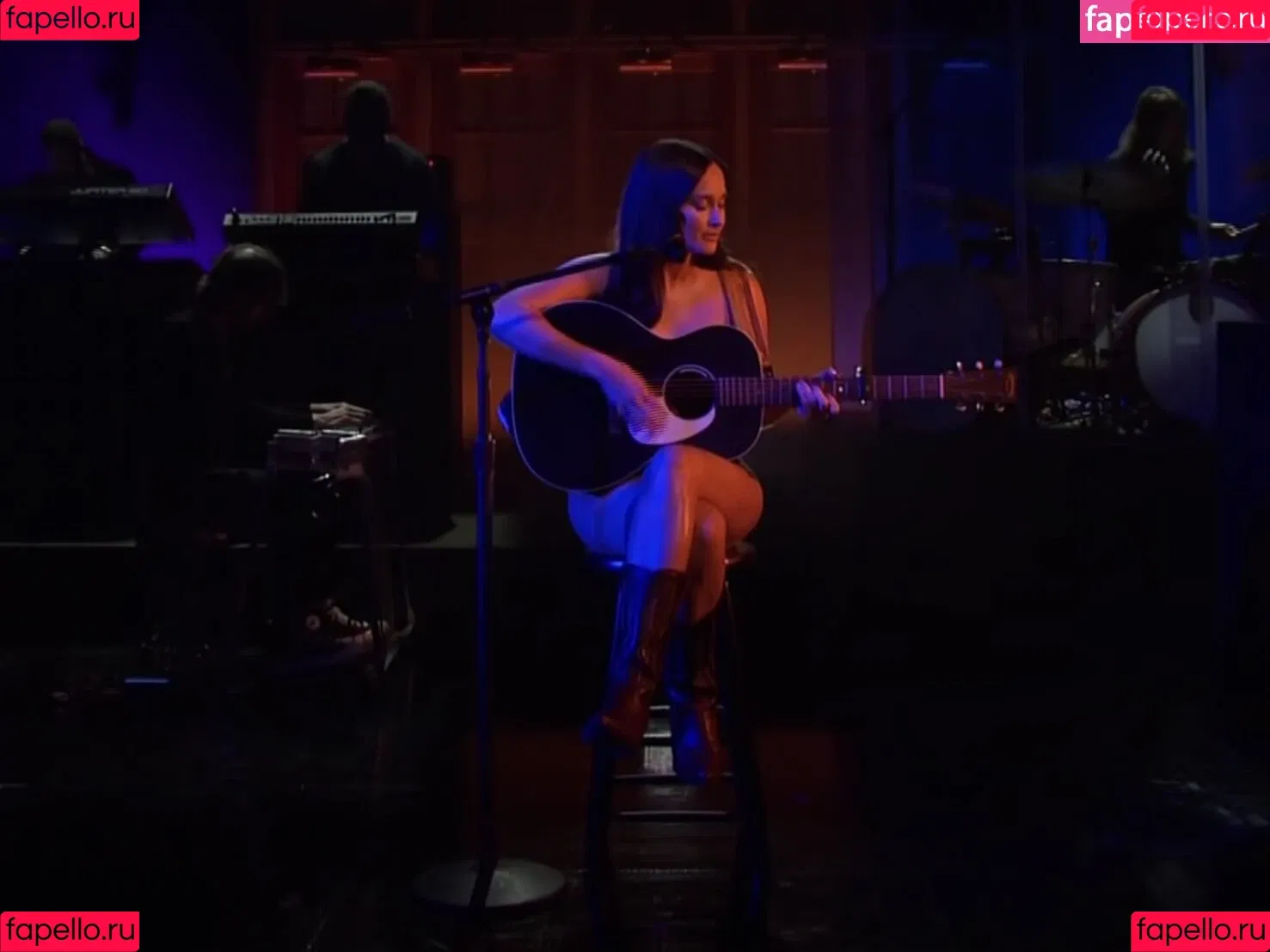 Kacey Musgraves / heavenlyyhazel / spaceykacey Onlyfans Photo Gallery 